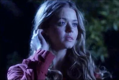 Quand apprenons-nous vraiment qu'Alison est vivante, sur l'image ?