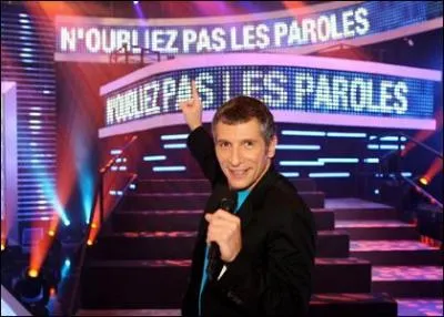 Comment s'appelle l'animateur de cette émission ?