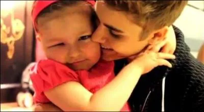 Comment s'appelle cette petite fille qui est morte d'un cancer ?