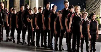 Pourquoi les "Hunger Games" existent-ils ?