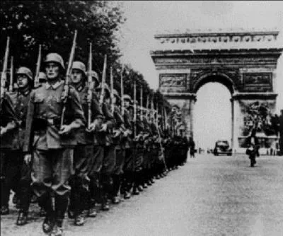 Le 12 juin 1942, une opération nommée « accrochage » fut réalisée par le Wing Commander Ken Gatward ; pilote de la RAF. Cet exploit concerne notre pays, mais a été presque complètement oublié. A vous de trouver quel exploit cet officier réalisa.