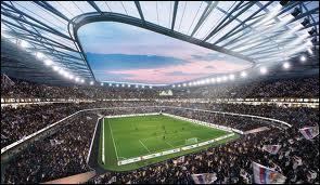 Quelle compétition le stade en construction (2014) va-t-il accueillir ?