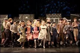 Dans l'opéra, le choeur peut représenter un groupe de personnes.