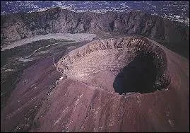 Ce volcan est &agrave; l'origine de la destruction de la c&eacute;l&egrave;bre Pomp&eacute;i.