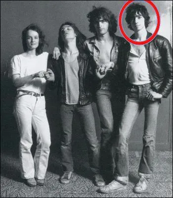 Qui est dans le cercle ?