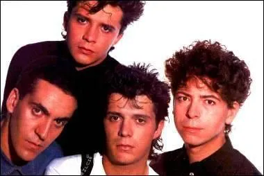 'Tes yeux noirs'  '3me sexe' 'L'aventurier' ...