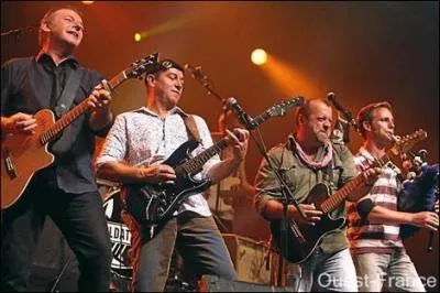 Ont dbut en 1re partie de Renaud.