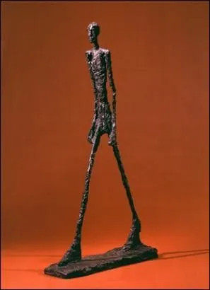 Quel sculpteur a créé L'Homme qui marche ?