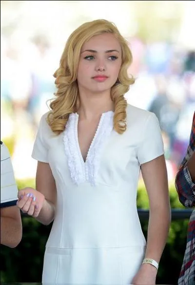 De quelle(s) série(s) et/ou téléfilm(s) passant sur Disney Channel Peyton List a- t-elle tenu un rôle important ?