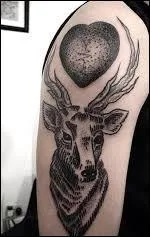 Ce tatouage appartient à :