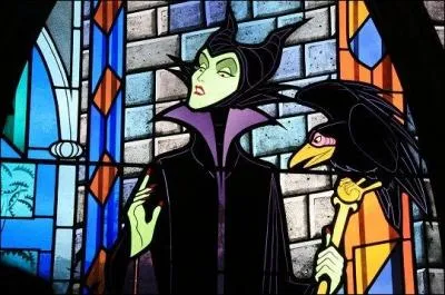 Comment se fait appeler cette sorcière ?