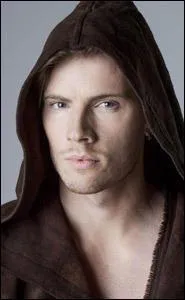 Qui interprète le rôle de Frère Tuck ?