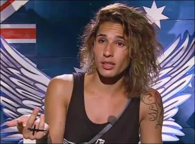 Qui est homosexuel dans "Les Anges" ?