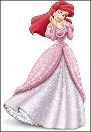 Quelle est la couleur de son soutien-gorge ?