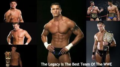 Qui fait partie de la Legacies avec Randy Orton ?