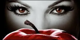 Pourquoi Regina en veut-elle à Blanche-Neige ?