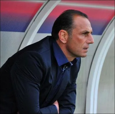 Qui est l'entraîneur de Nantes ?