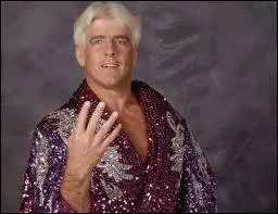 Celui-ci est le seul qui n'a pas fait la fête, ça ne lui ressemble pas pourtant ! Qui est-ce ?