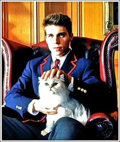 Et comment le capitaine actuel des Warblers se nomme-t-il ?