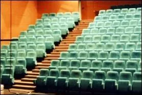 Dans quel quartier trouve-t-on le Colisée ?