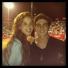 En quelle langue la série a-t-elle été fabriquée ?