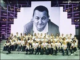 Qui chante « La chanson du bénévole » ?