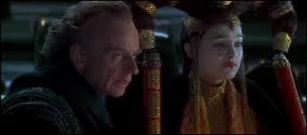 Quelle fausse raison trouva l'assistant de Palpatine pour justifier l'exécution d'Aayla Secura ?