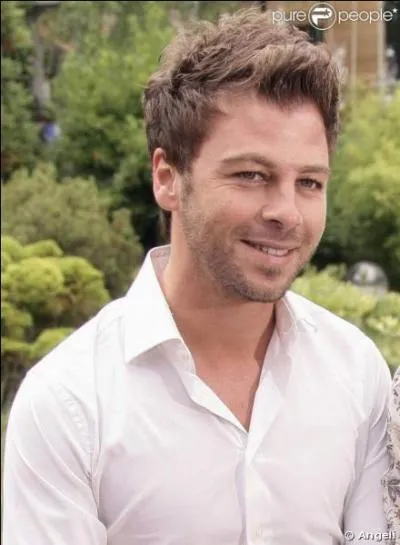 Quelle(s) est (sont) sa (ses) profession(s) ?