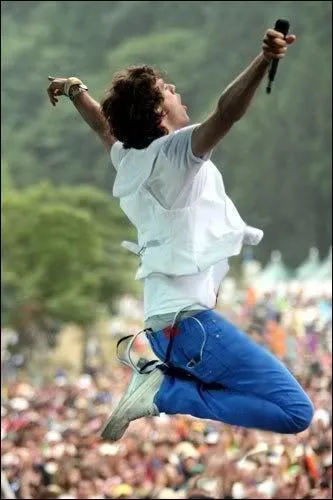 Comment s'appelle la plus jeune de ses surs ?