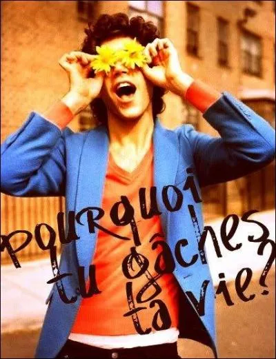 Quelle chanson n'est pas dans son 1er album ?