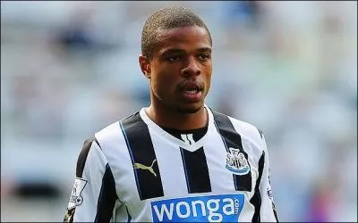 Qui est cet attaquant et joueur de Newcastle ?