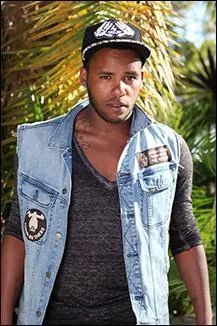 Comment se nomme cet ex candidat de la Nouvelle Star ?