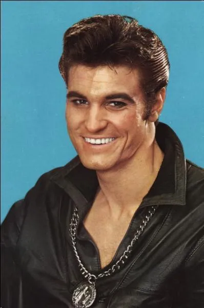 Août : Quel était le surnom de Vince Taylor ?