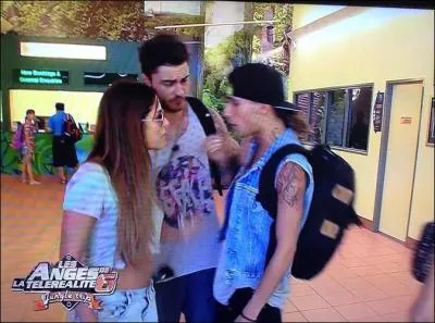 Pendant cette aventure Amlie et Eddy se sont disputs avec toi, mais  cause de quoi ma belle ?