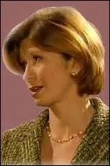 Où vit maintenant Astrid Frémont ?