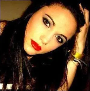 Combien la jolie Capu a-t-elle de surs ?