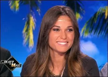 Capucine a un poste dans le  Mag  diffus sur NRJ12. Quel poste occupe-t-elle ?