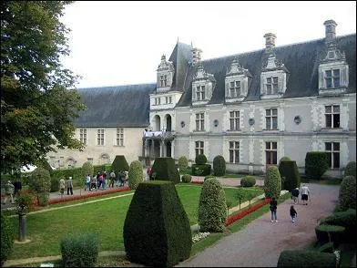 Dans quelle région, peut-on visiter le château de Châteaubriant ?