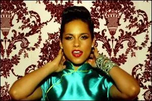 En 2012, Alicia Keys a chanté pour la première fois : "She's just a girl ..." !
