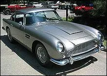 Quelle est la voiture emblmatique de 007 ?