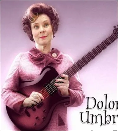 Ombrage aime les chats et les enfants !