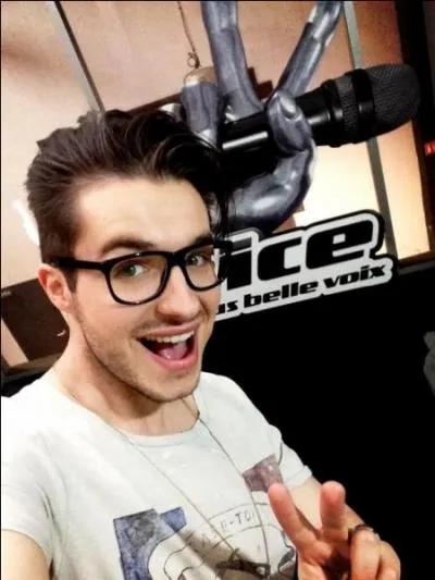 Son 1er album est-il un album de reprise, avec les chansons qu'il a interprtes lors de l'mission  The Voice  ?