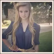 Et elle, qui est-ce ?