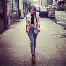 Trouve le mot cl : On avance en ______________