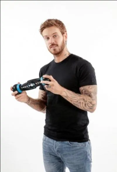 Quelle est la deuxime passion de M Pokora ?  part la musique