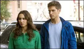 Dans l'pisode 6, Spencer et Toby s'aventurent dans une ville assez  trange , mais laquelle ?