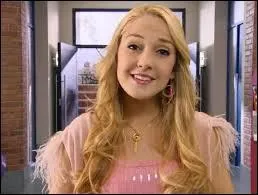 Je suis amoureuse de Federico, qui suis-je ?