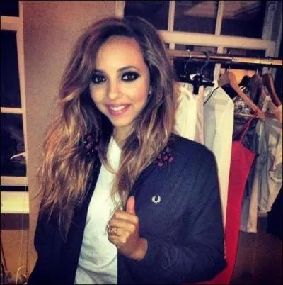 Jade collectionne les :