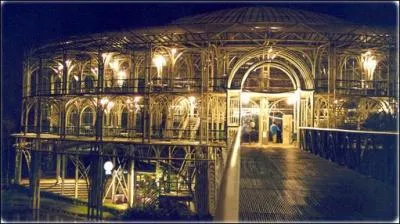 Le match Iran-Nigria se droulera  l'Arena da Baixada, dans la capitale de l'tat de Paran. Cette ville, situe entre Sao Paulo et Porto Alegre, est :