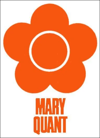 Mary Quant, reine du prt--porter des annes 1960, s'est fait connatre pour tout ce qui suit. Sauf un intrus : lequel ?